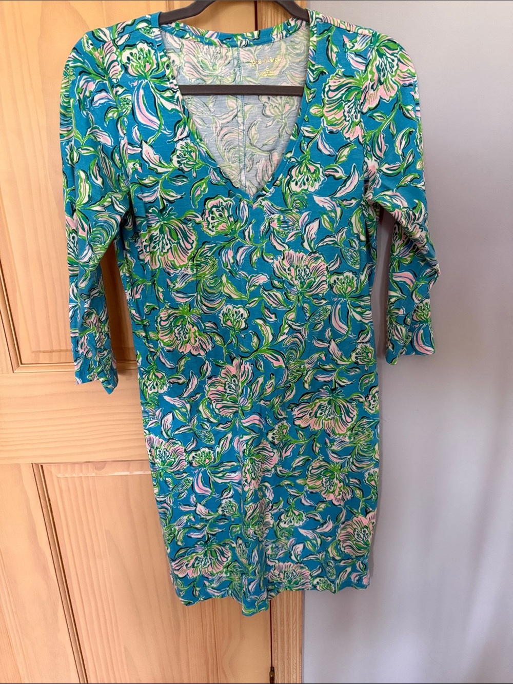 Lilly Pulitzer Blue Green Floral 3/4 Sleeve Knit Dress V-Neck Size Small